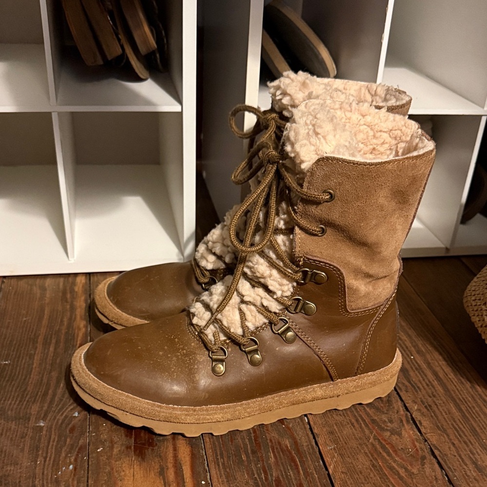 Brown Fur-Lined Lace-Up Boots - Picture 2 of 4